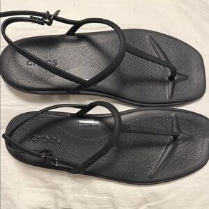 CROCS Women's Black Strappy Sandals